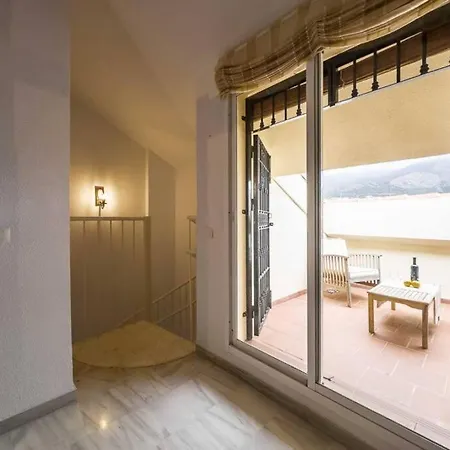 102 - Penthouse With Views And Pool! *