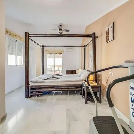 Апартаменты 102 - Penthouse With Views And Pool!